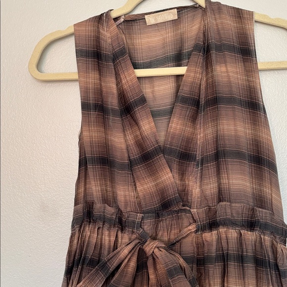 CP Shades Silk/Colton Dress - Picture 2 of 5